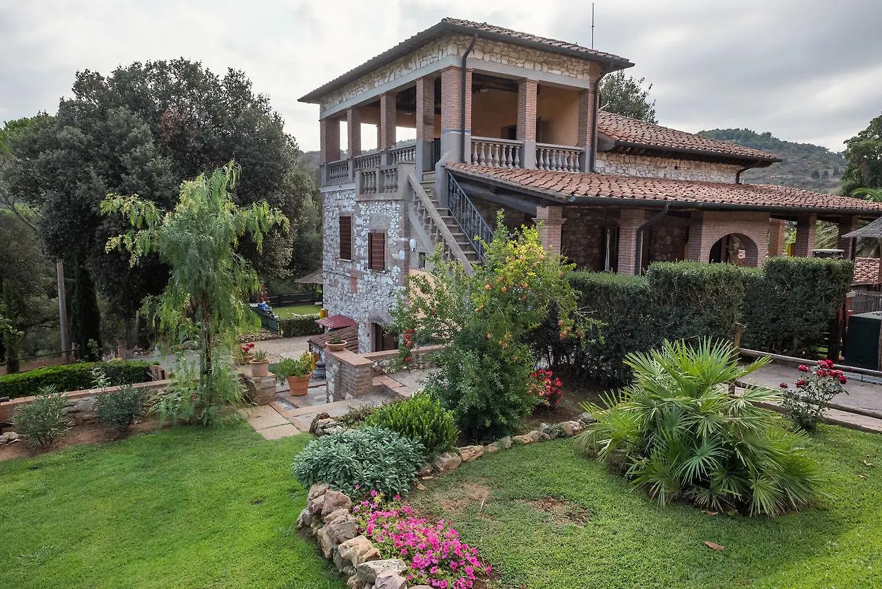Aparthotel Il Castagno Toscana Campiglia Marittima Italy